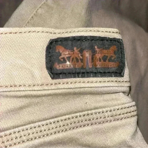 Vintage 1960s Signature Levi’s Jeans Women's 6 Beige Capri Light Wash Denim - Picture 4 of 5